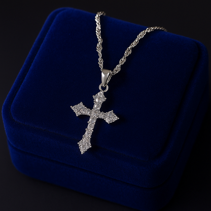 Collier Croix Argentée — Lumière Spirituelle & Protection Intérieure