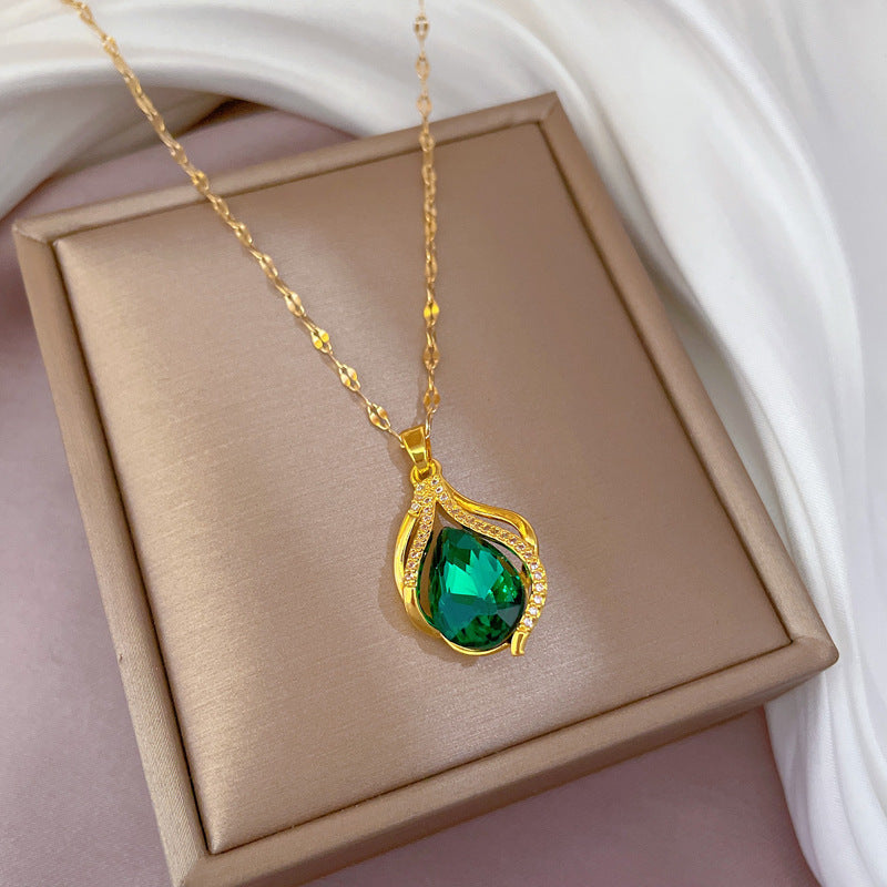 Collier Goutte Verte Doré — Reflets d’Inspiration Émeraude