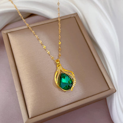 Collier Goutte Verte Doré — Reflets d’Inspiration Émeraude
